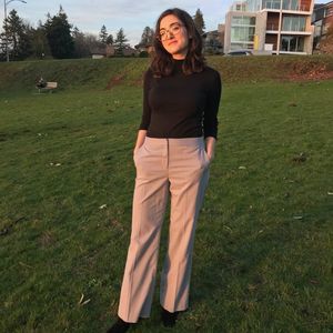 Meet your Posher, Violet rose